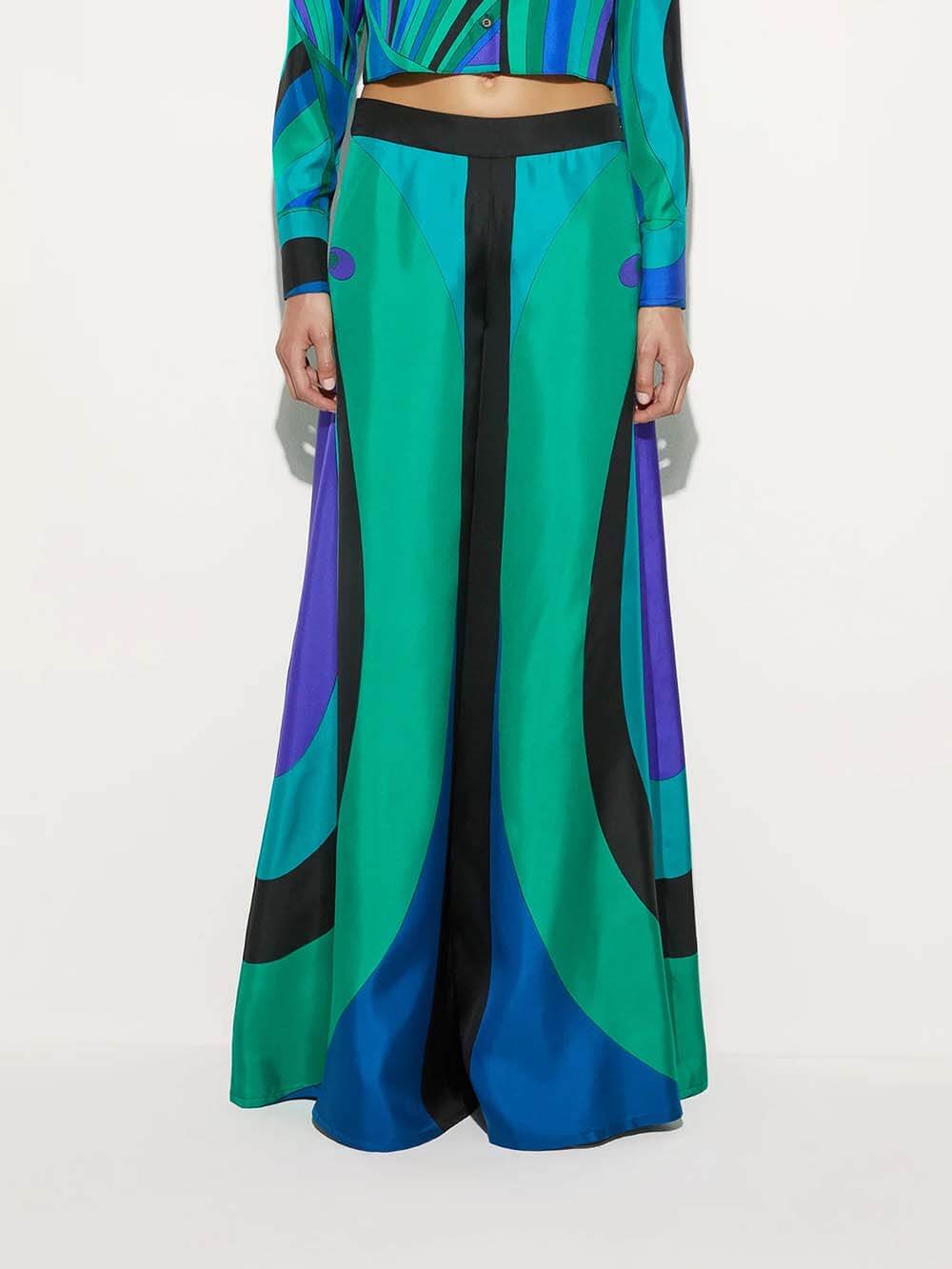 Unique Rainbow Print Cropped Shirt