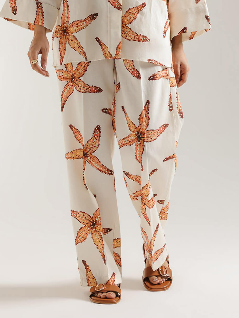 Unique Starfish Print Loose Plus-Size Button-Up Shirt