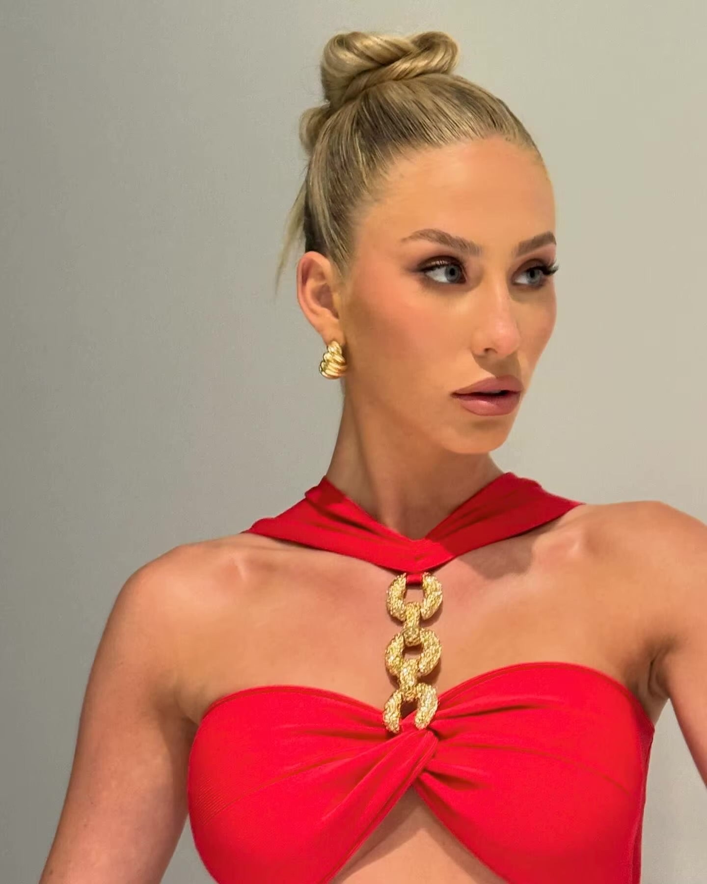 Red Metal Strapless Design Bodycon Midi Dress