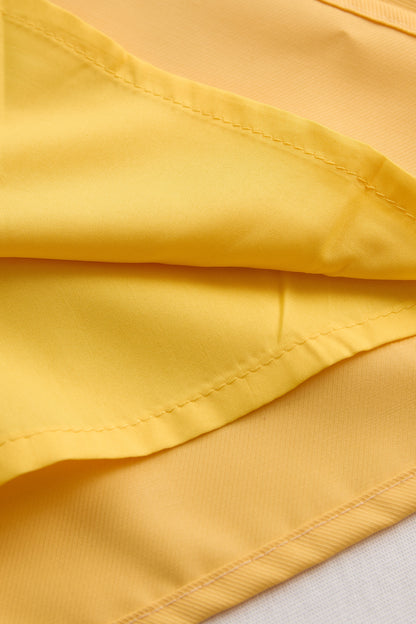 Stylish Sleeveless Halter Blouse with Neck Tie Detail