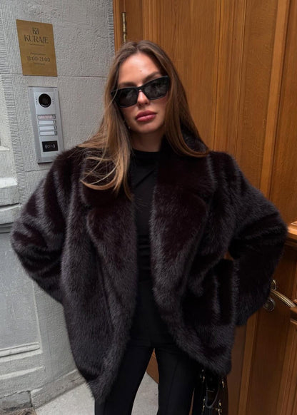 Velora Plush Faux Fur Coat – Soft Touch Winter Jacket