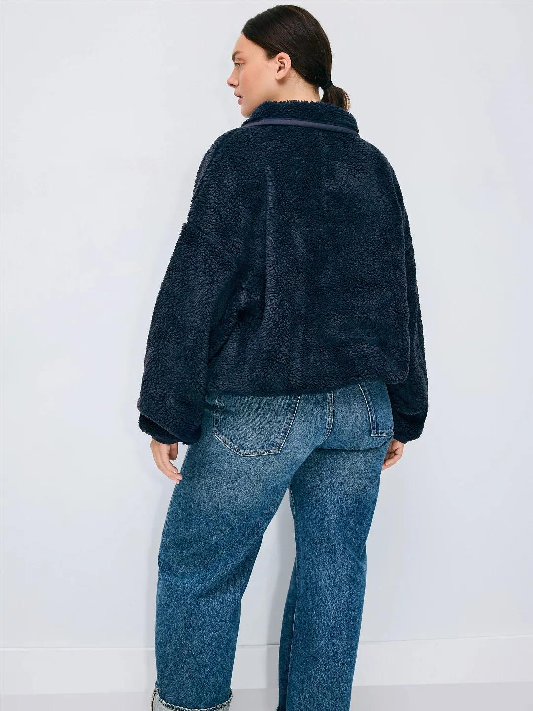 Blue Teddy Bear Graphic  Sweatshirt