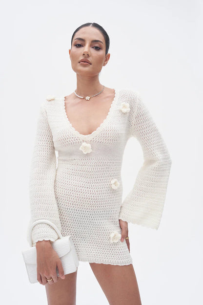 3D Flower Hand Crotch Full Flare Sleeve Sweater Dress