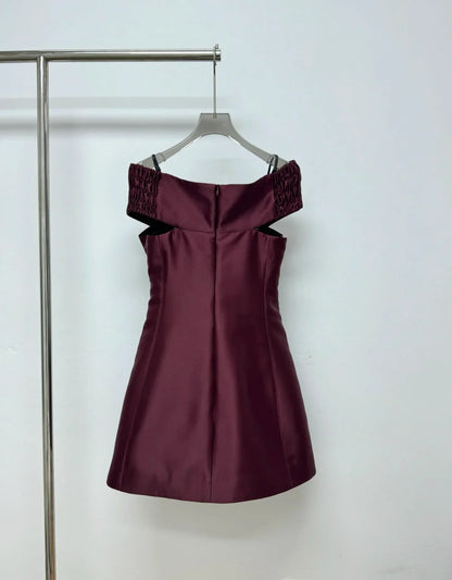 One-line shoulder-top A-line skirt mini dress