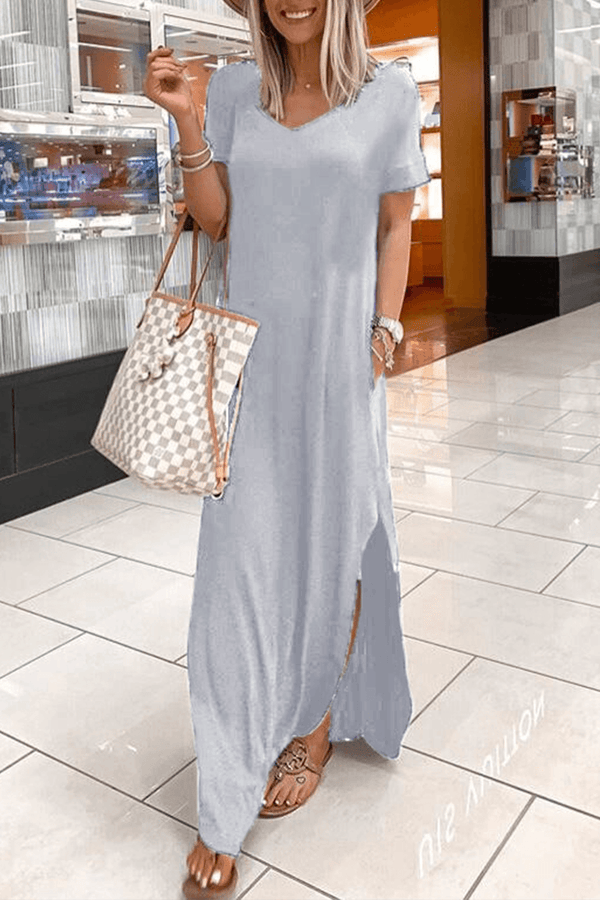 VESTIDO IRREGULAR CON CUELLO EN V Y ABERTURA ACOGEDOR