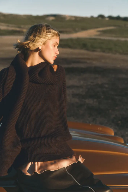 Elegant Long Sleeve Scarf Solid Color Sweater