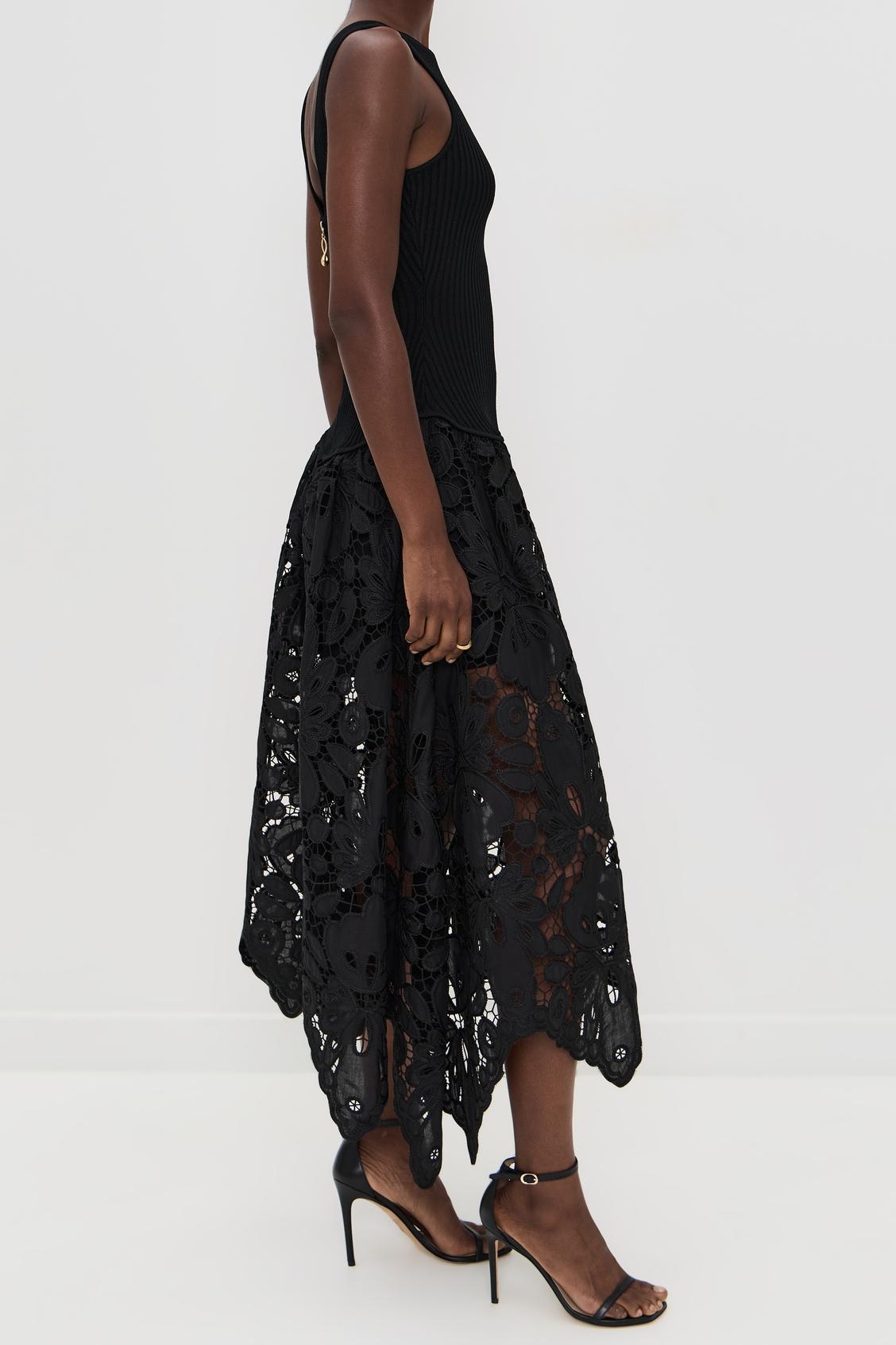 Elegant Sleeveless Lace Midi Dress