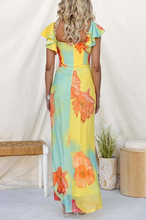 Vestido largo con cuello en V, volantes, mangas cortas y estampado floral 