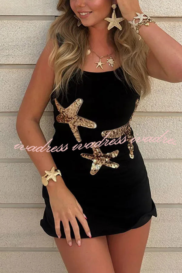 Vestido corto de tirantes elástico con dobladillo ondulado y lentejuelas de estrellas de mar Beachside Dreams 