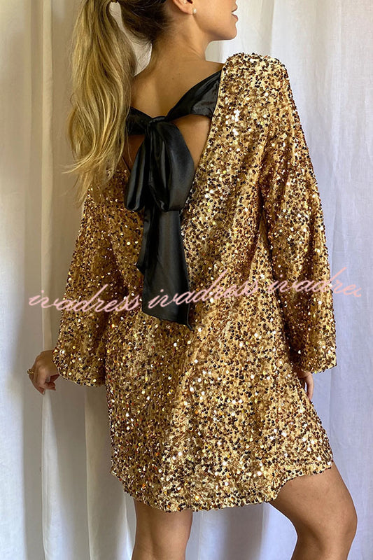 Vestido mini holgado con lazo en la espalda y lentejuelas para bailar toda la noche 