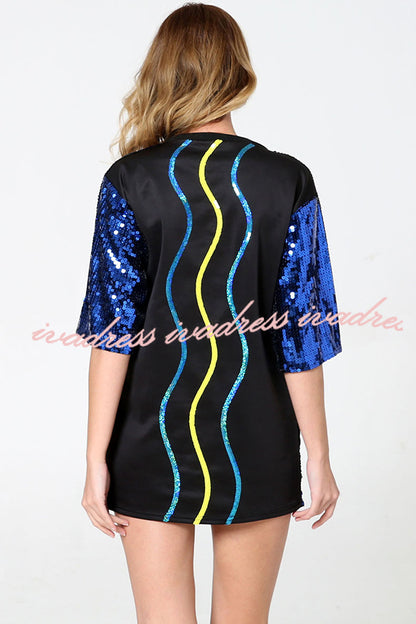 Camiseta holgada de manga corta con cuello redondo y lentejuelas, letras Love Eyes 