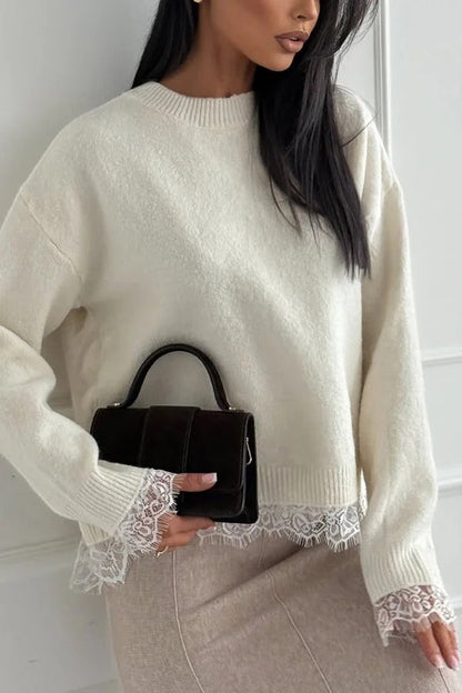 Suéter holgado de manga larga con abertura en la espalda y ribete de encaje de punto de Caitlin 