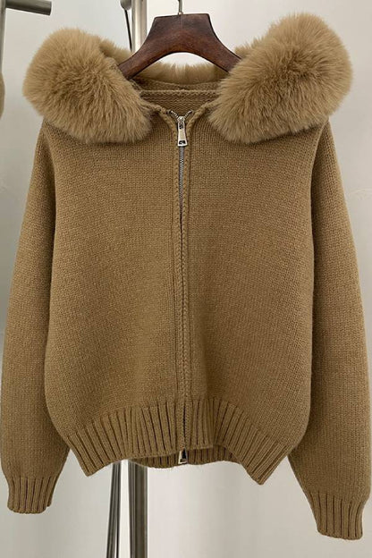 Cárdigan con cremallera y cuello de piel 