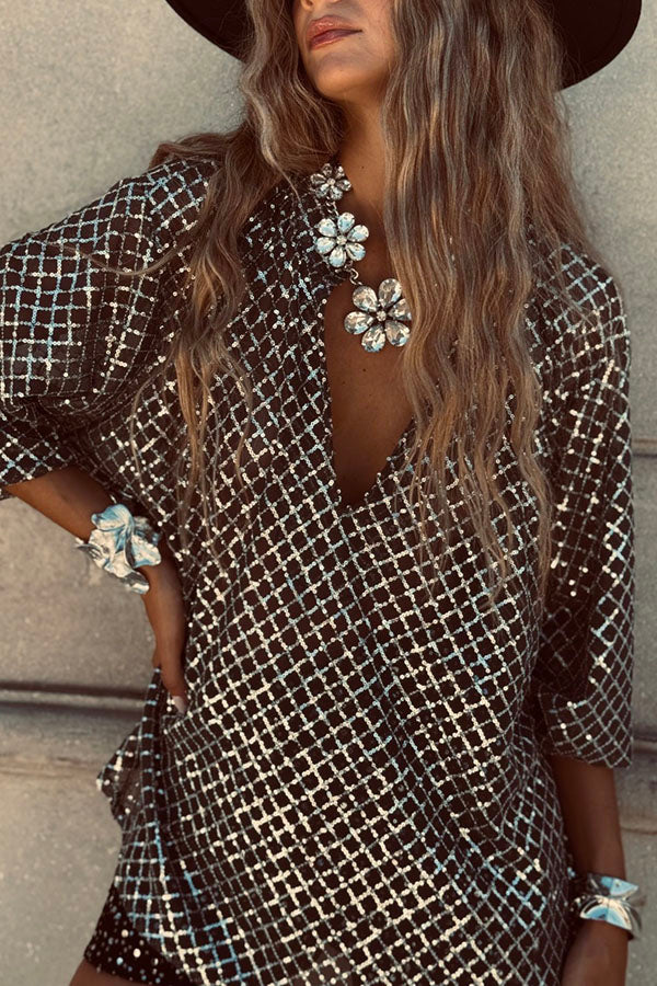 Todo sobre el top holgado de media manga con escote en V y lentejuelas con cuello glamuroso 