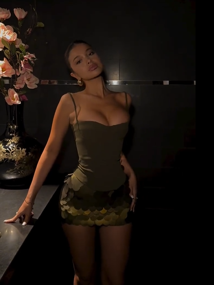 Sexy Sling Vest Sequin Skirt Hot Girl Suit