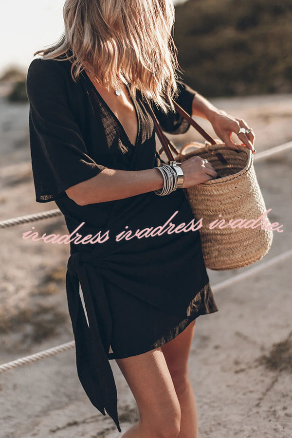 Vestido corto cruzado anudado de mezcla de lino y algodón, fácil de llevar 