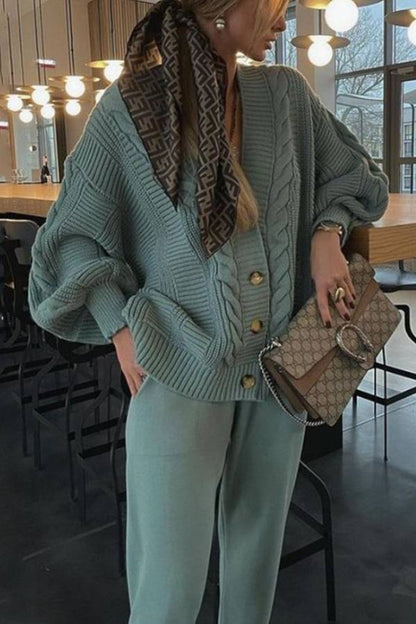 Fashion Solid Color V-neck Knit Set