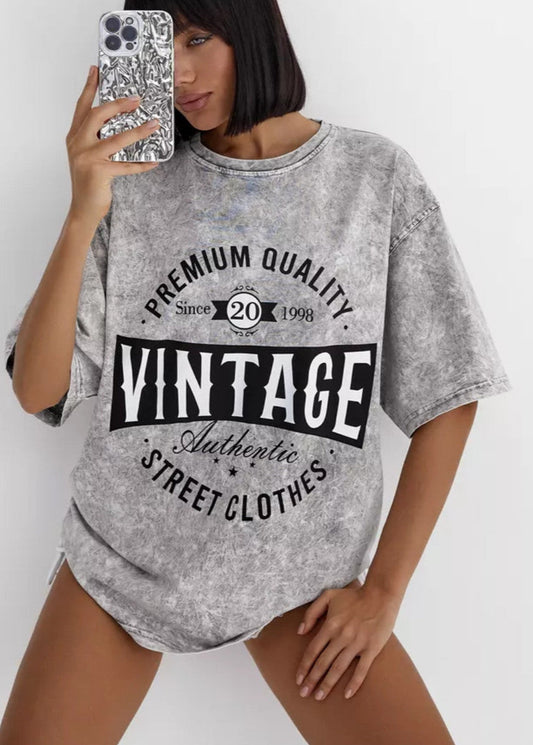 Vintage Era - Washed Oversized Graphic Tee